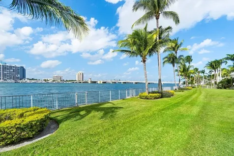 44 Cocoanut Row Palm Beach FL 33480
