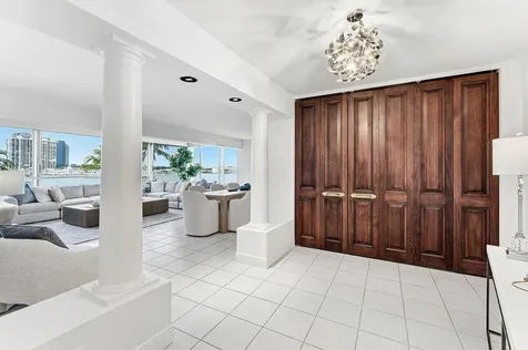 44 Cocoanut Row Palm Beach FL 33480