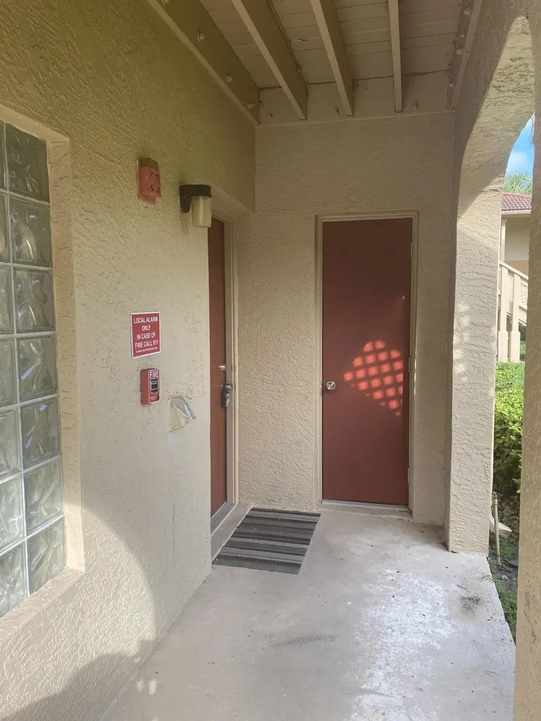 4799 Via Palm Lakes West Palm Beach FL 33417