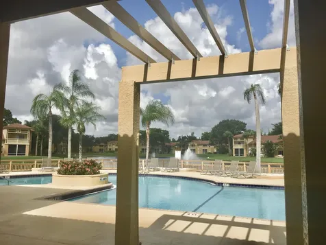 4799 Via Palm Lakes West Palm Beach FL 33417