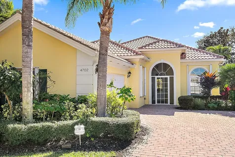 4702 Dovehill Drive Palm Beach Gardens FL 33418