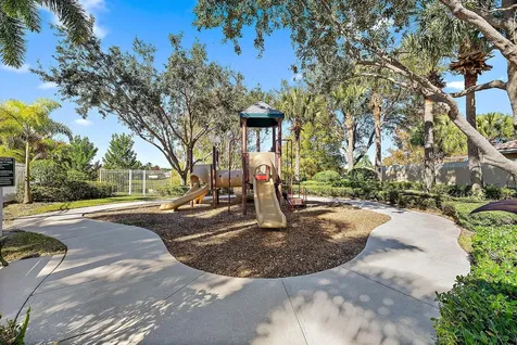 4702 Dovehill Drive Palm Beach Gardens FL 33418