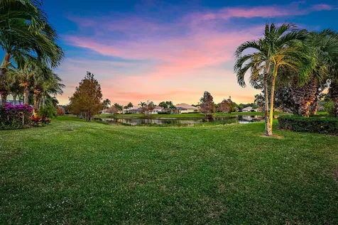 4702 Dovehill Drive Palm Beach Gardens FL 33418