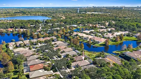 4702 Dovehill Drive Palm Beach Gardens FL 33418