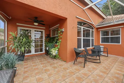 2013 Bonisle Circle Riviera Beach FL 33418