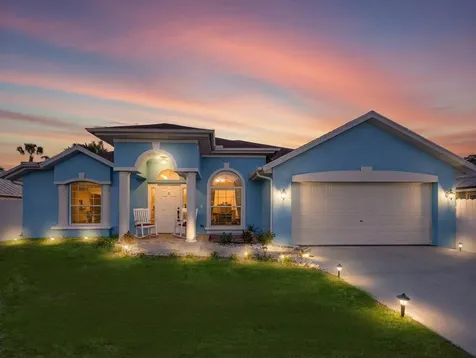 982 Sw Worcester Lane Port Saint Lucie FL 34953