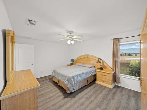 982 Sw Worcester Lane Port Saint Lucie FL 34953