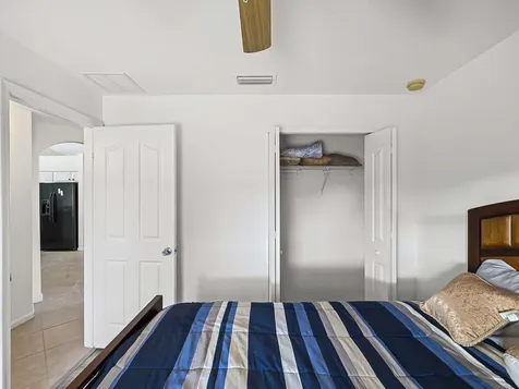 982 Sw Worcester Lane Port Saint Lucie FL 34953