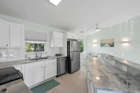 670 Hernando Street Fort Pierce FL 34949