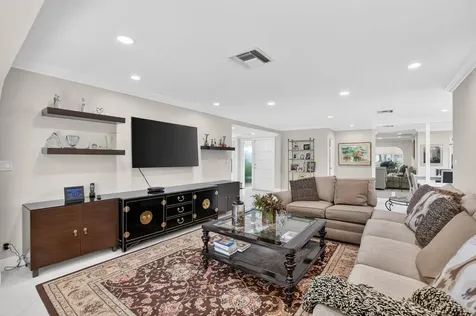 103 Bridgewood Court Boca Raton FL 33434