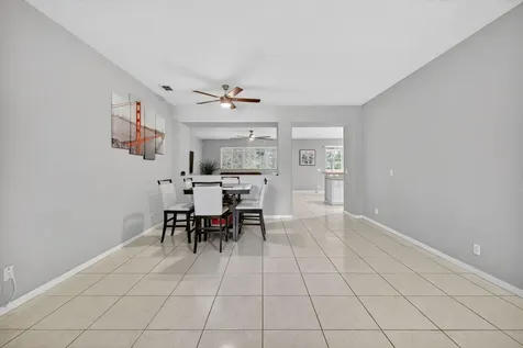 5806 Nw Breezy Brook Court Port Saint Lucie FL 34986