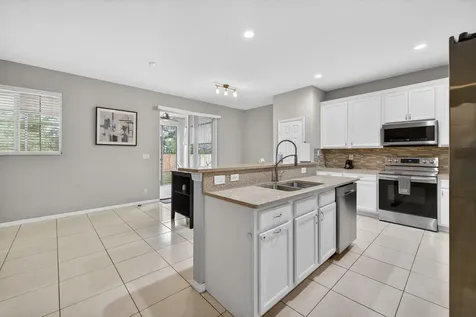 5806 Nw Breezy Brook Court Port Saint Lucie FL 34986
