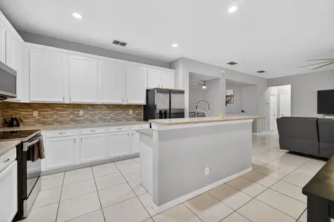 5806 Nw Breezy Brook Court Port Saint Lucie FL 34986