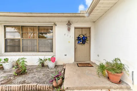 2531 Doral Way Riviera Beach FL 33407