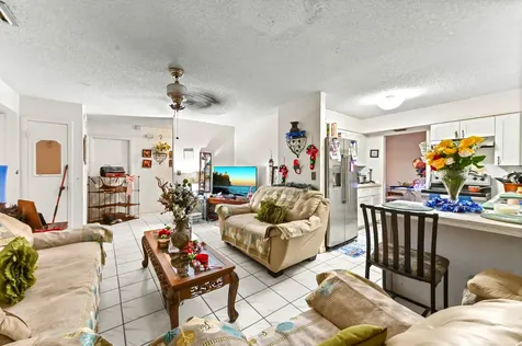 2531 Doral Way Riviera Beach FL 33407