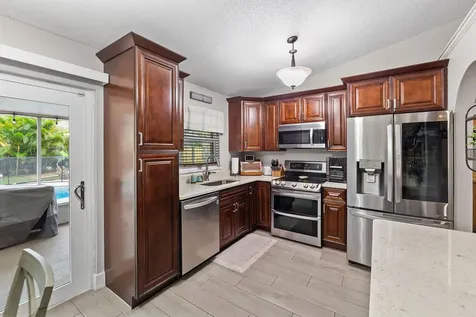1838 Sw Notre Dame Avenue Port Saint Lucie FL 34953