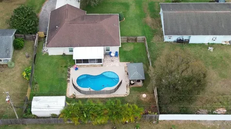 1838 Sw Notre Dame Avenue Port Saint Lucie FL 34953