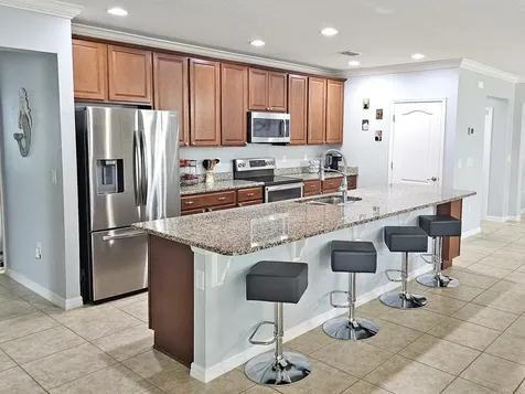 934 Sw Worcester Lane Port Saint Lucie FL 34953