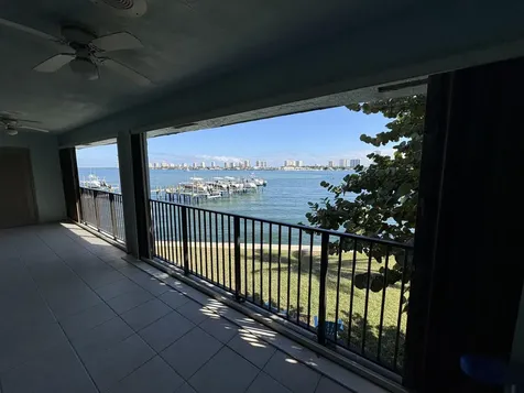 360 Wilma Circle Riviera Beach FL 33404