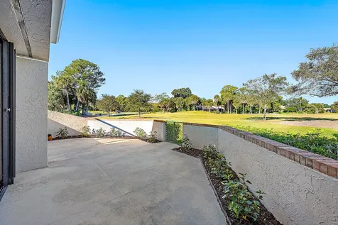 37 Edinburgh Drive Palm Beach Gardens FL 33418