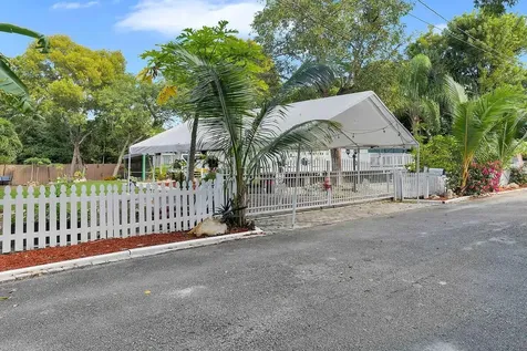 676 Sailfish Trail Key Largo FL 33037