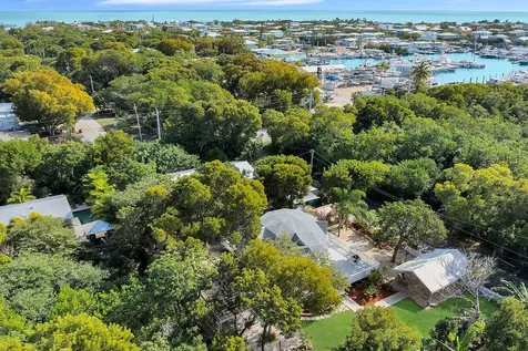 676 Sailfish Trail Key Largo FL 33037