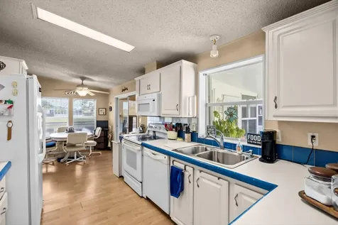 7904 Meadowlark Lane Port Saint Lucie FL 34952