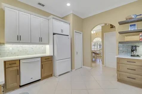 2260 Nw Windemere Drive Jensen Beach FL 34957