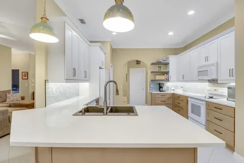 2260 Nw Windemere Drive Jensen Beach FL 34957