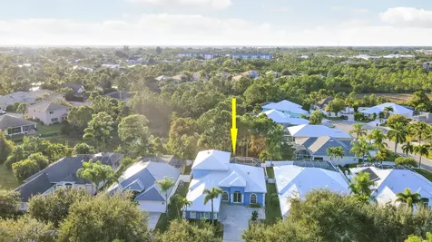 2260 Nw Windemere Drive Jensen Beach FL 34957