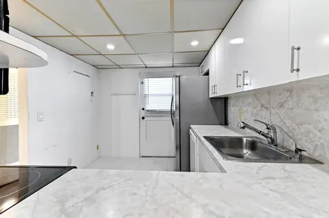 5700 Nw 2nd Avenue Boca Raton FL 33487