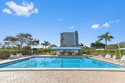 5700 Nw 2nd Avenue Boca Raton FL 33487