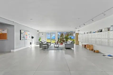 5700 Nw 2nd Avenue Boca Raton FL 33487