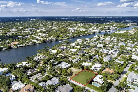 1125 Waterway Lane Delray Beach FL 33483