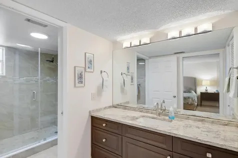 6698 10th Avenue Lake Worth FL 33467