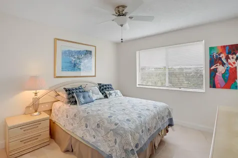 6698 10th Avenue Lake Worth FL 33467