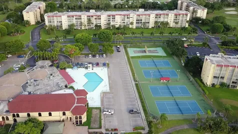 6698 10th Avenue Lake Worth FL 33467