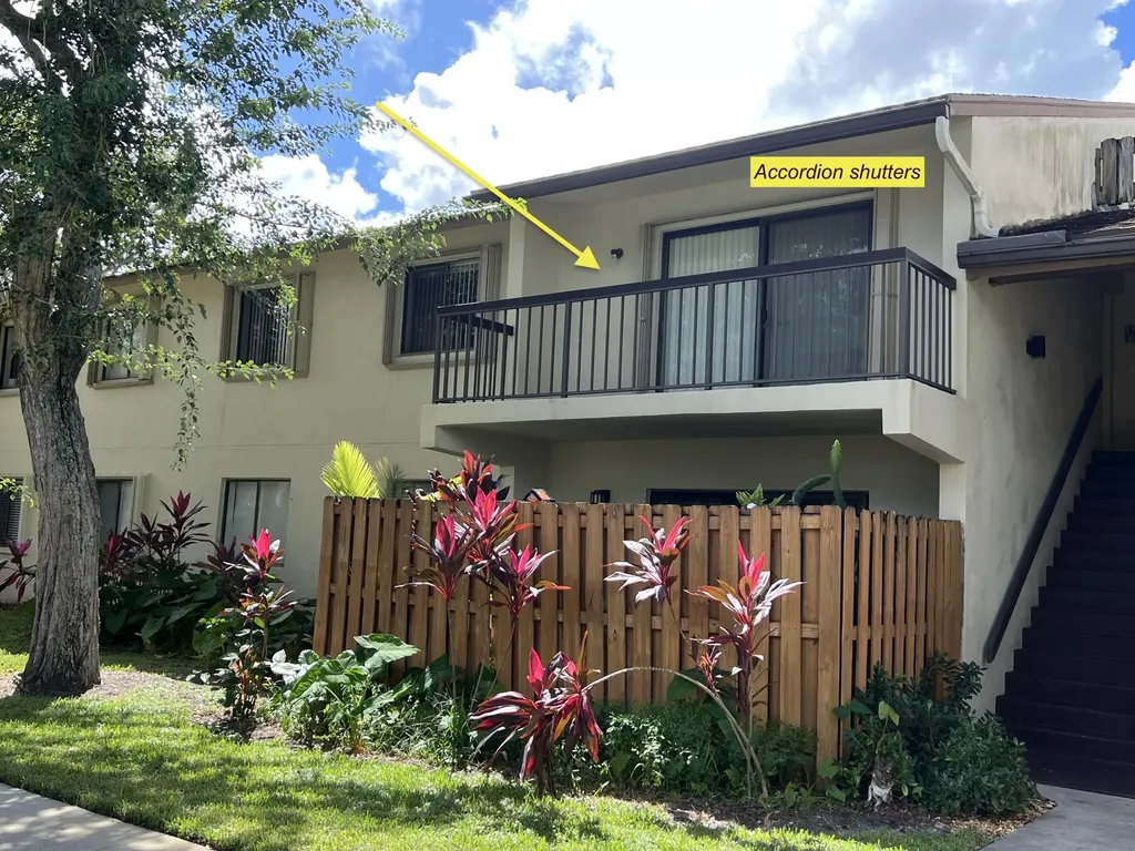 3402 Gardens East Drive Palm Beach Gardens FL 33410