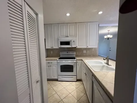 3402 Gardens East Drive Palm Beach Gardens FL 33410