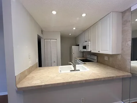3402 Gardens East Drive Palm Beach Gardens FL 33410
