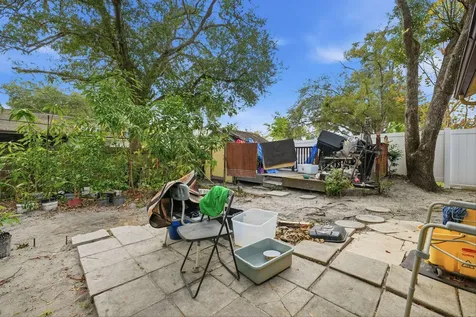 7605 N Sanibel Circle Tampa FL 33637