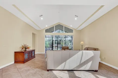 7136 Maidstone Drive Port Saint Lucie FL 34986