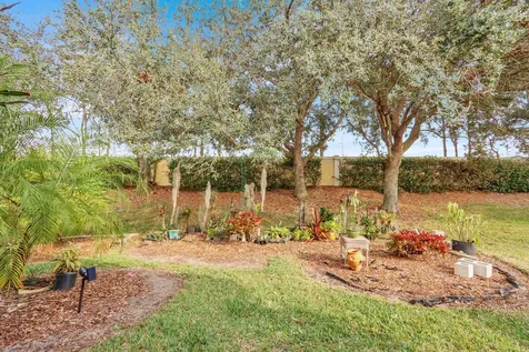7136 Maidstone Drive Port Saint Lucie FL 34986