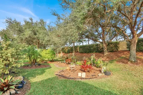 7136 Maidstone Drive Port Saint Lucie FL 34986