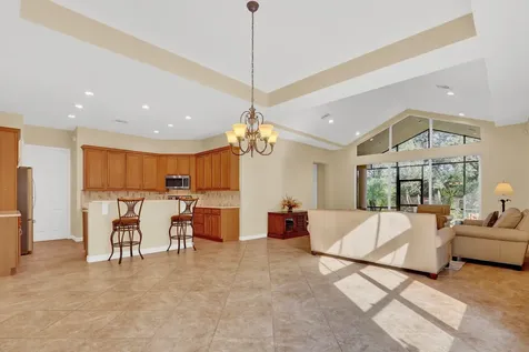 7136 Maidstone Drive Port Saint Lucie FL 34986