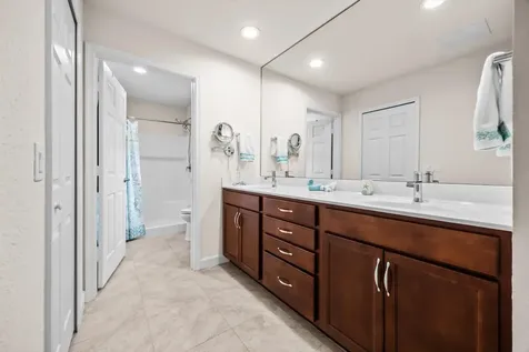 79 Flores Del Norte Fort Pierce FL 34951