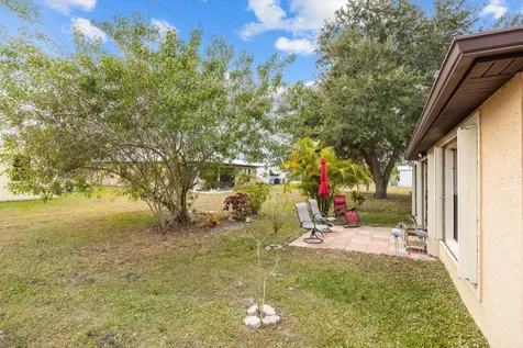 79 Flores Del Norte Fort Pierce FL 34951