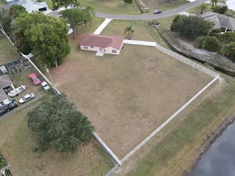 2175 SE Heathwood Circle Port Saint Lucie FL 34952