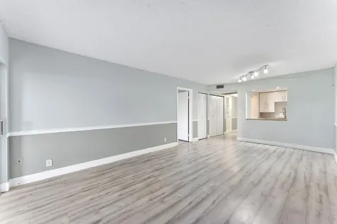9370 SW 8th Street Boca Raton FL 33428