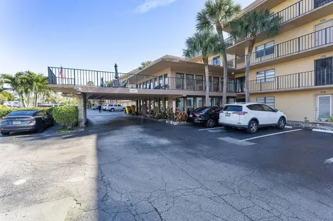 9370 SW 8th Street Boca Raton FL 33428
